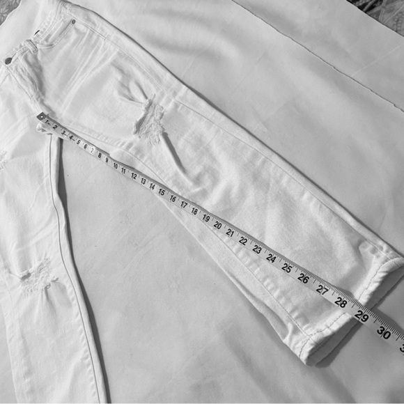 Anthropologie Pilcro Mid Rise Distressed Fit Boyfriend Jeans White Size 25 x 29” - Picture 12 of 14